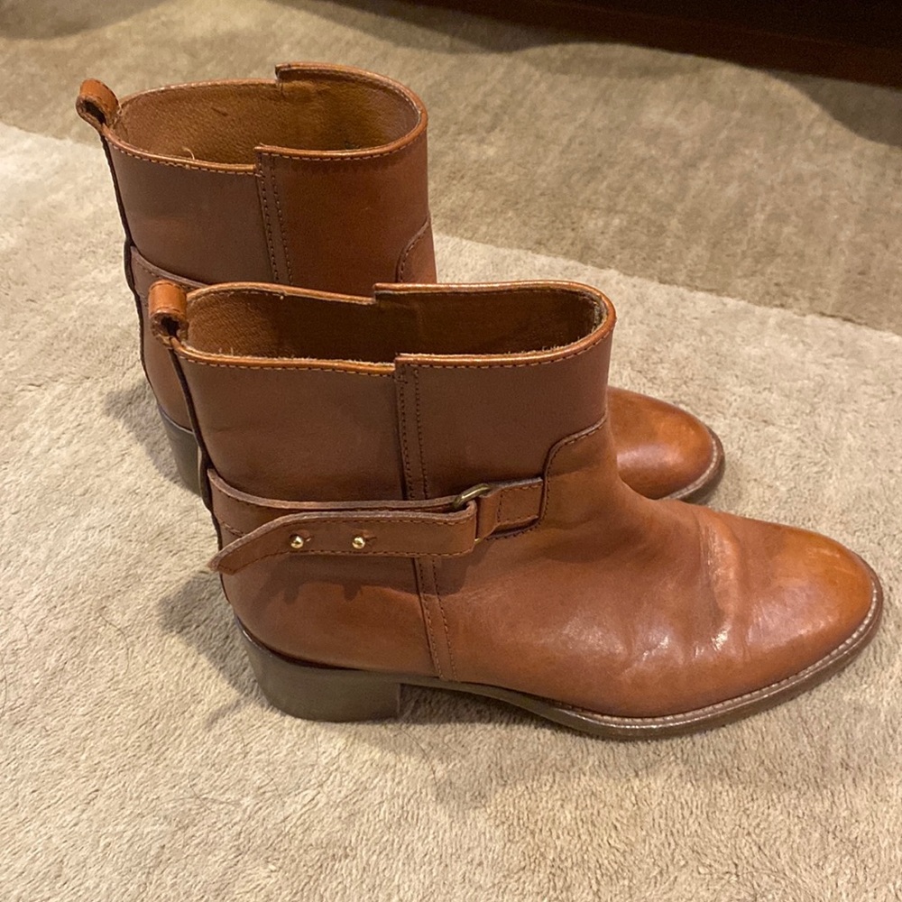 Leather booties